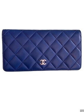 CHANEL Blue Quilted Calfskin Leather Flap Bifold Wallet